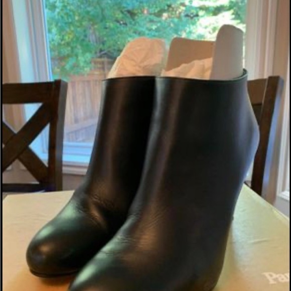 Belle 85mm Louboutin - Picture 3 of 4